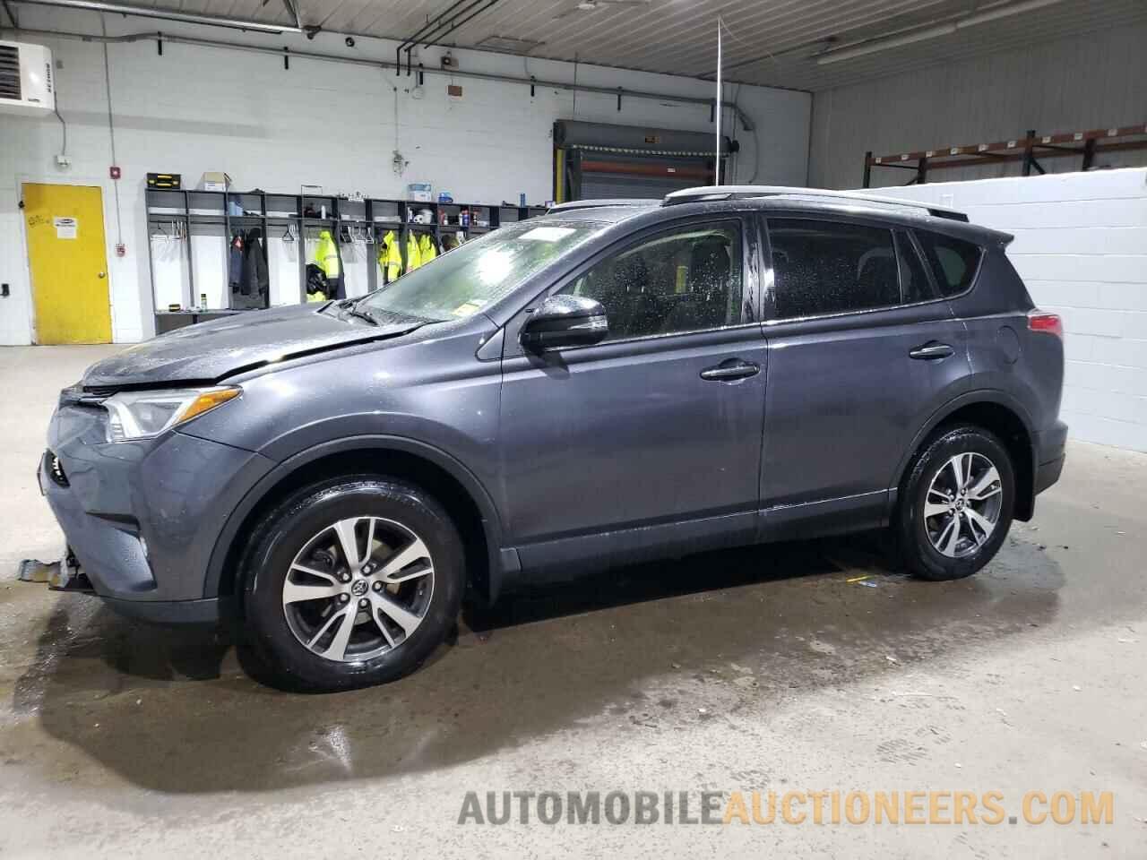 JTMRFREV9JD235957 TOYOTA RAV4 2018