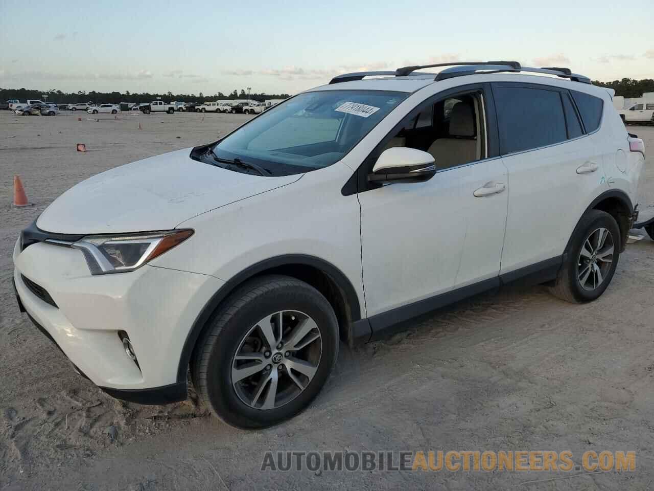 JTMRFREV9JJ188317 TOYOTA RAV4 2018