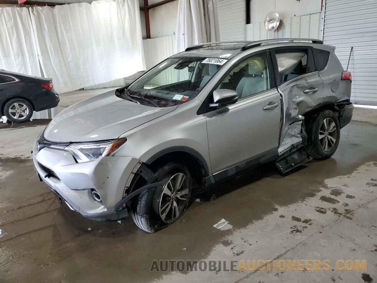 JTMRFREV9JJ215872 TOYOTA RAV4 2018