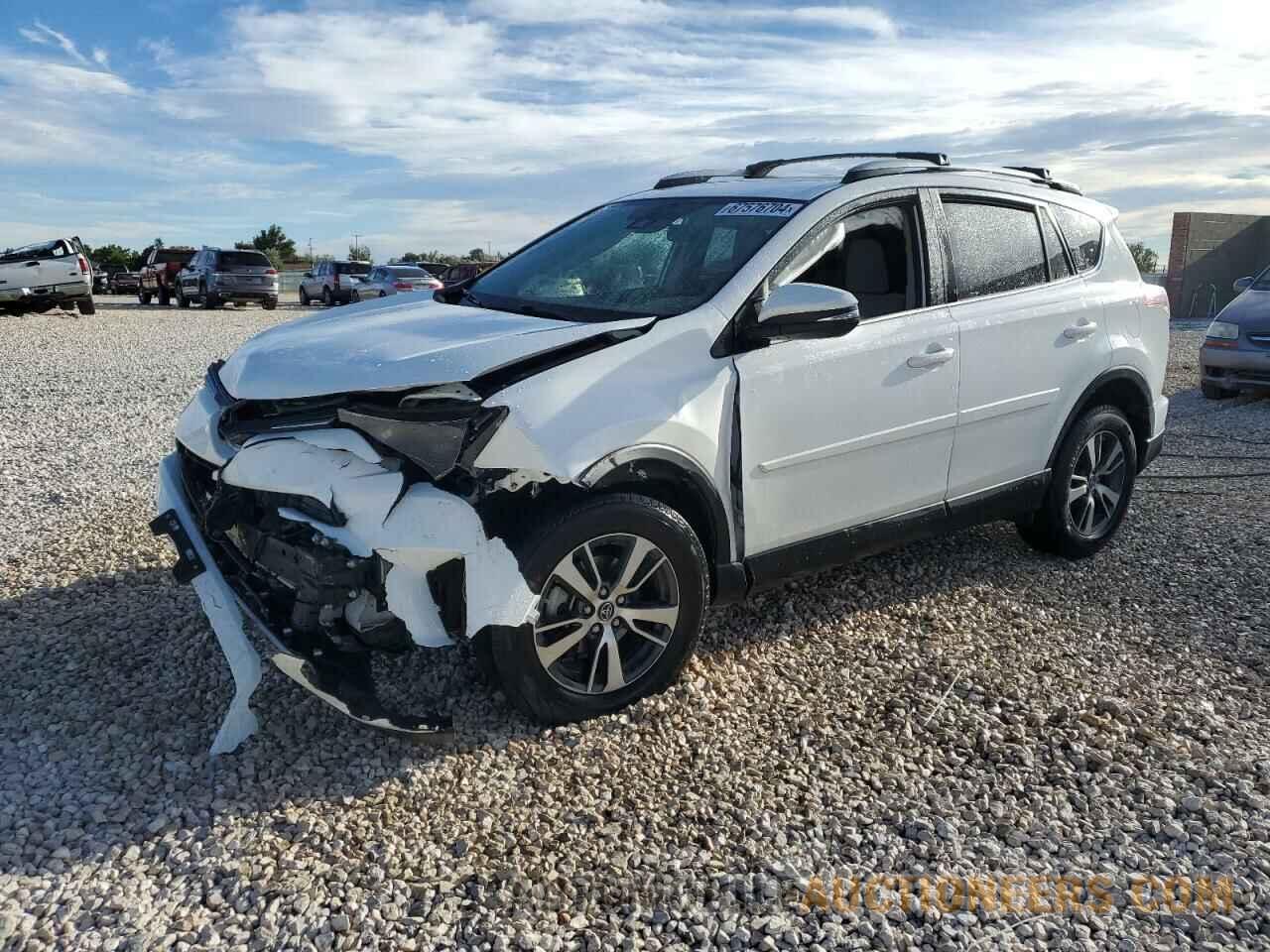 JTMRFREVXJD224465 TOYOTA RAV4 2018