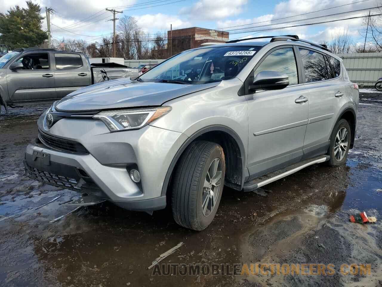 JTMRFREVXJD232775 TOYOTA RAV4 2018