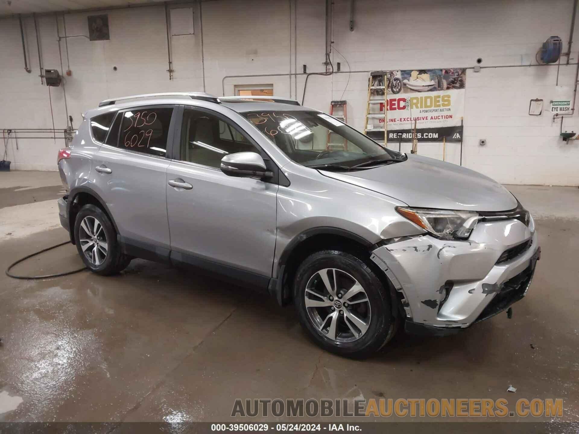 JTMRFREVXJD245669 TOYOTA RAV4 2018