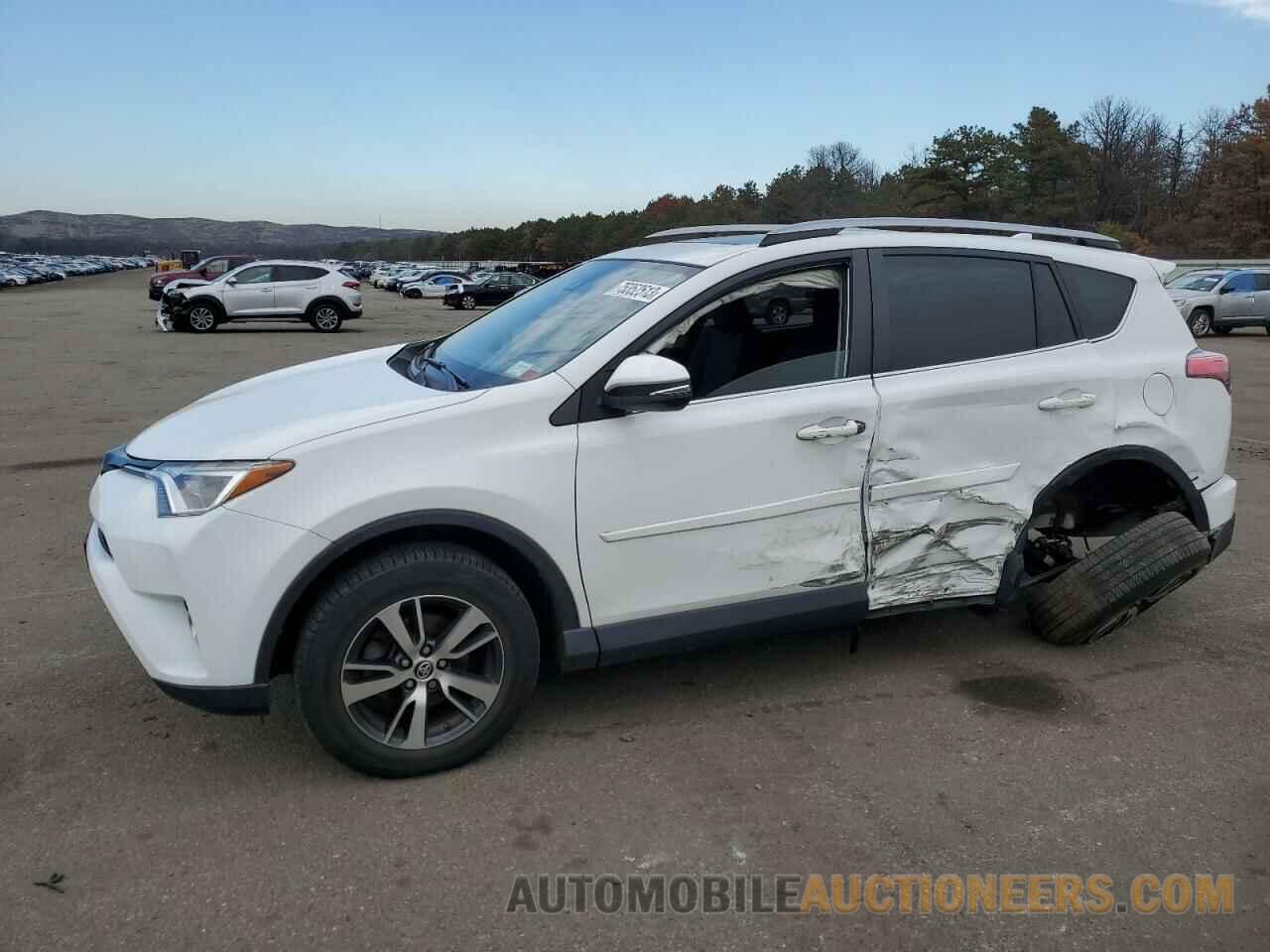 JTMRFREVXJD249379 TOYOTA RAV4 2018