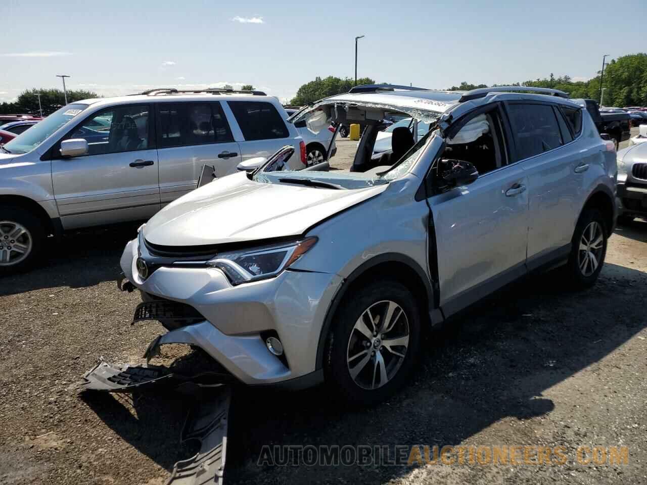 JTMRFREVXJJ187628 TOYOTA RAV4 2018