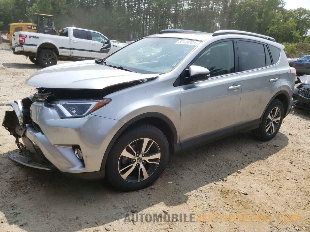 JTMRFREVXJJ256835 TOYOTA RAV4 2018