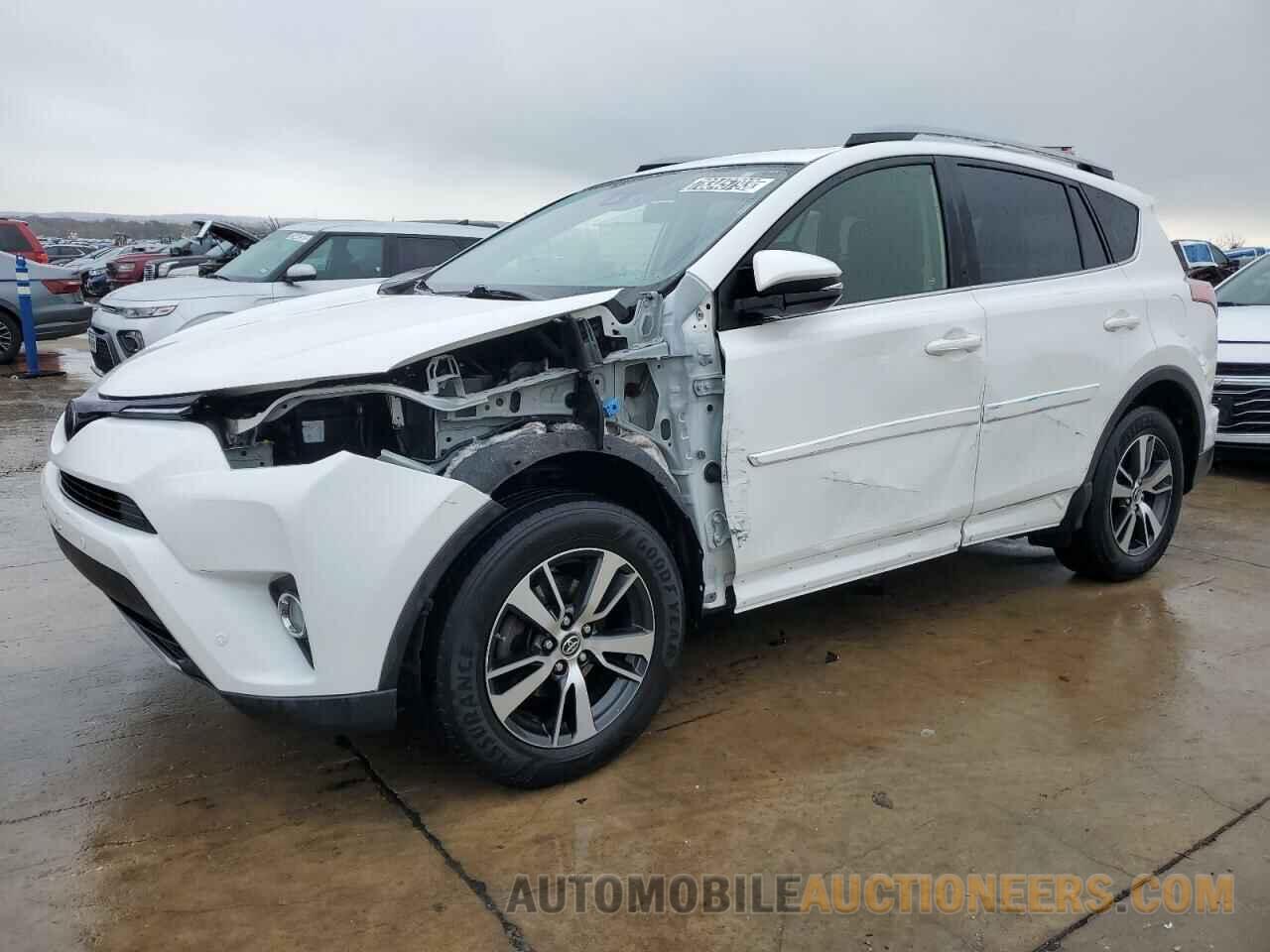 JTMRFREVXJJ731612 TOYOTA RAV4 2018