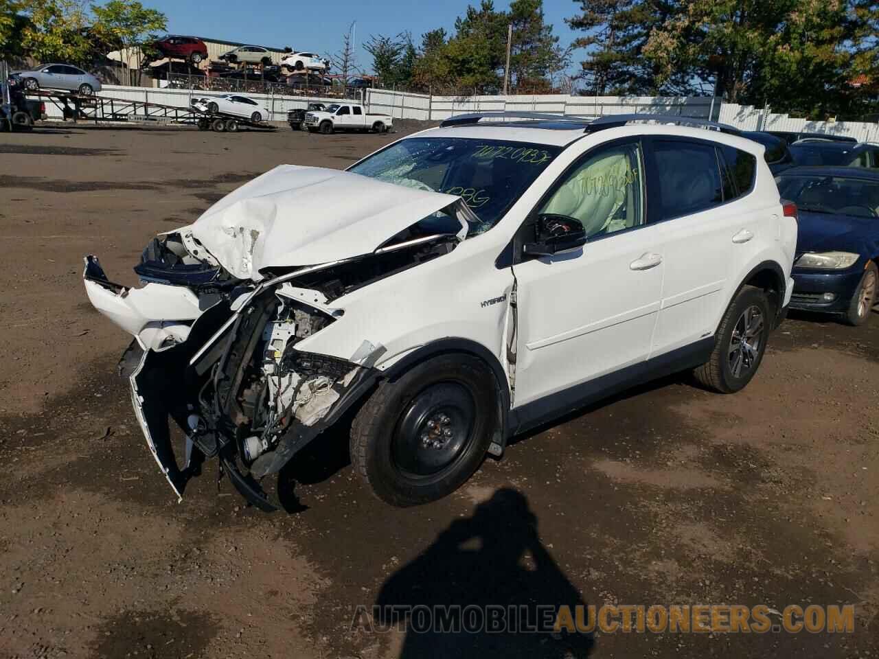 JTMRJREV0HD071846 TOYOTA RAV4 2017