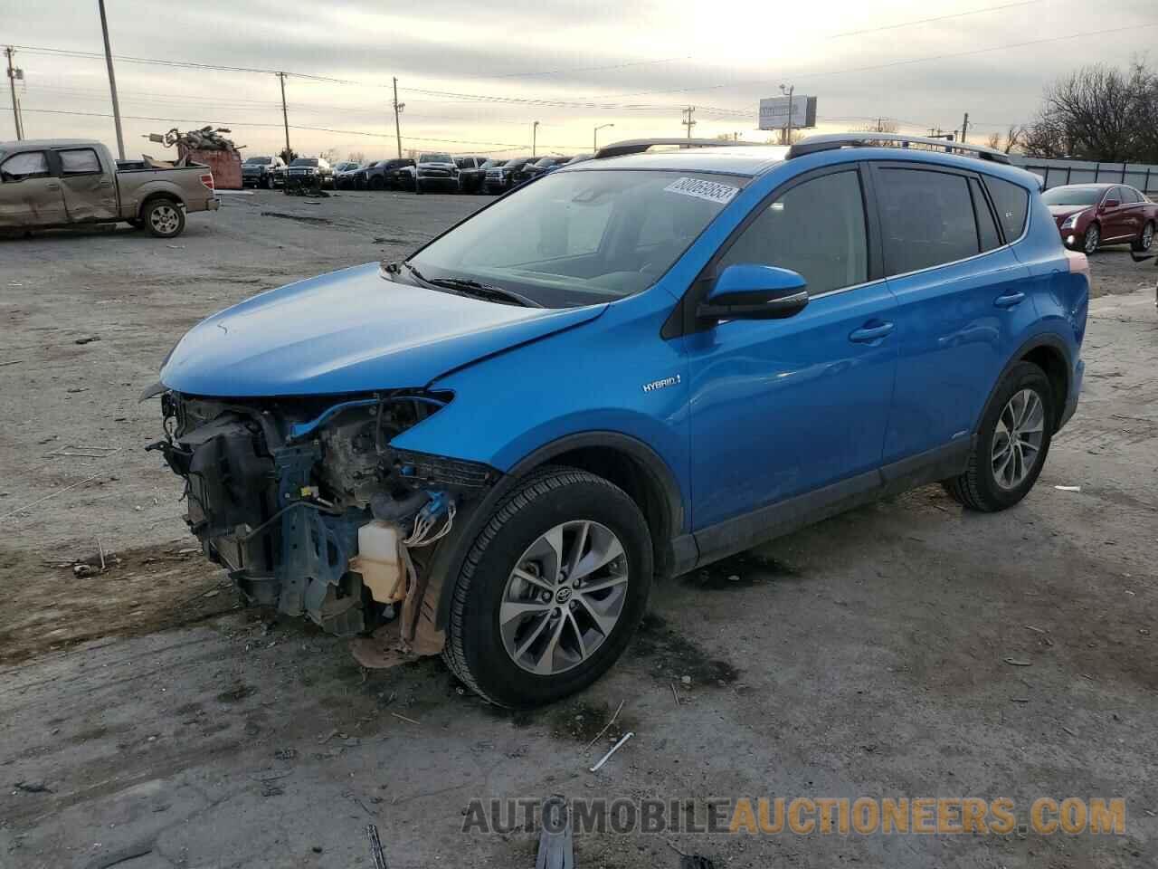 JTMRJREV1HD087795 TOYOTA RAV4 2017