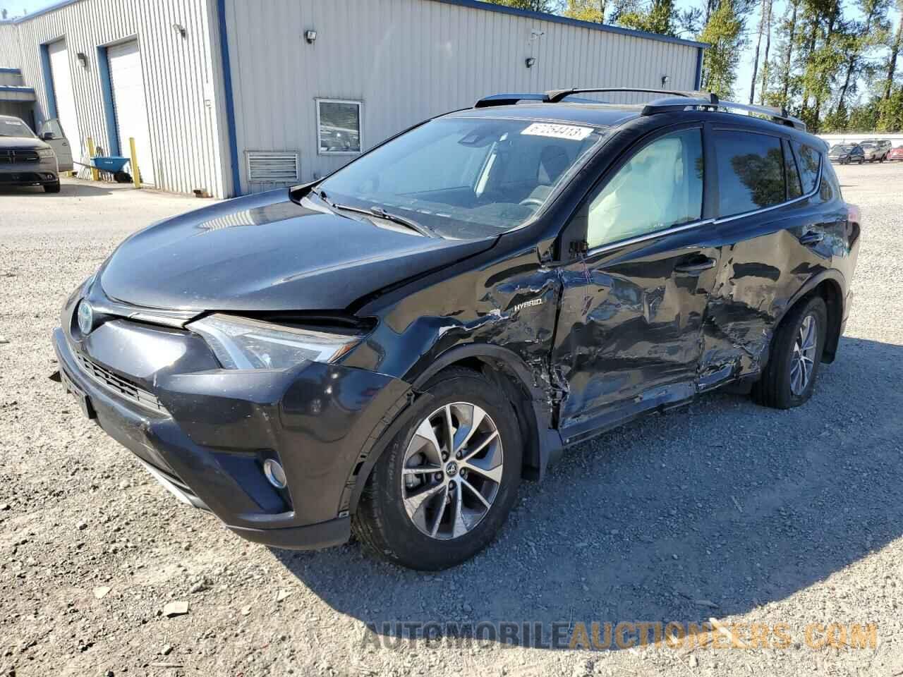 JTMRJREV1HD089207 TOYOTA RAV4 2017