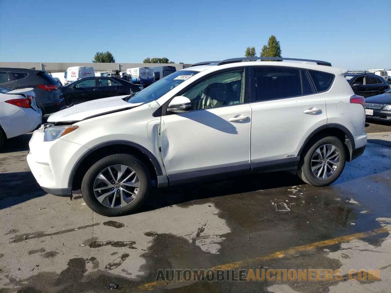 JTMRJREV1HD139426 TOYOTA RAV4 2017