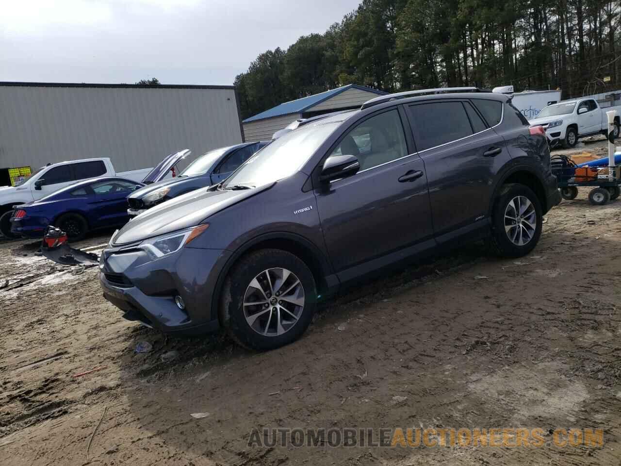 JTMRJREV1JD160959 TOYOTA RAV4 2018