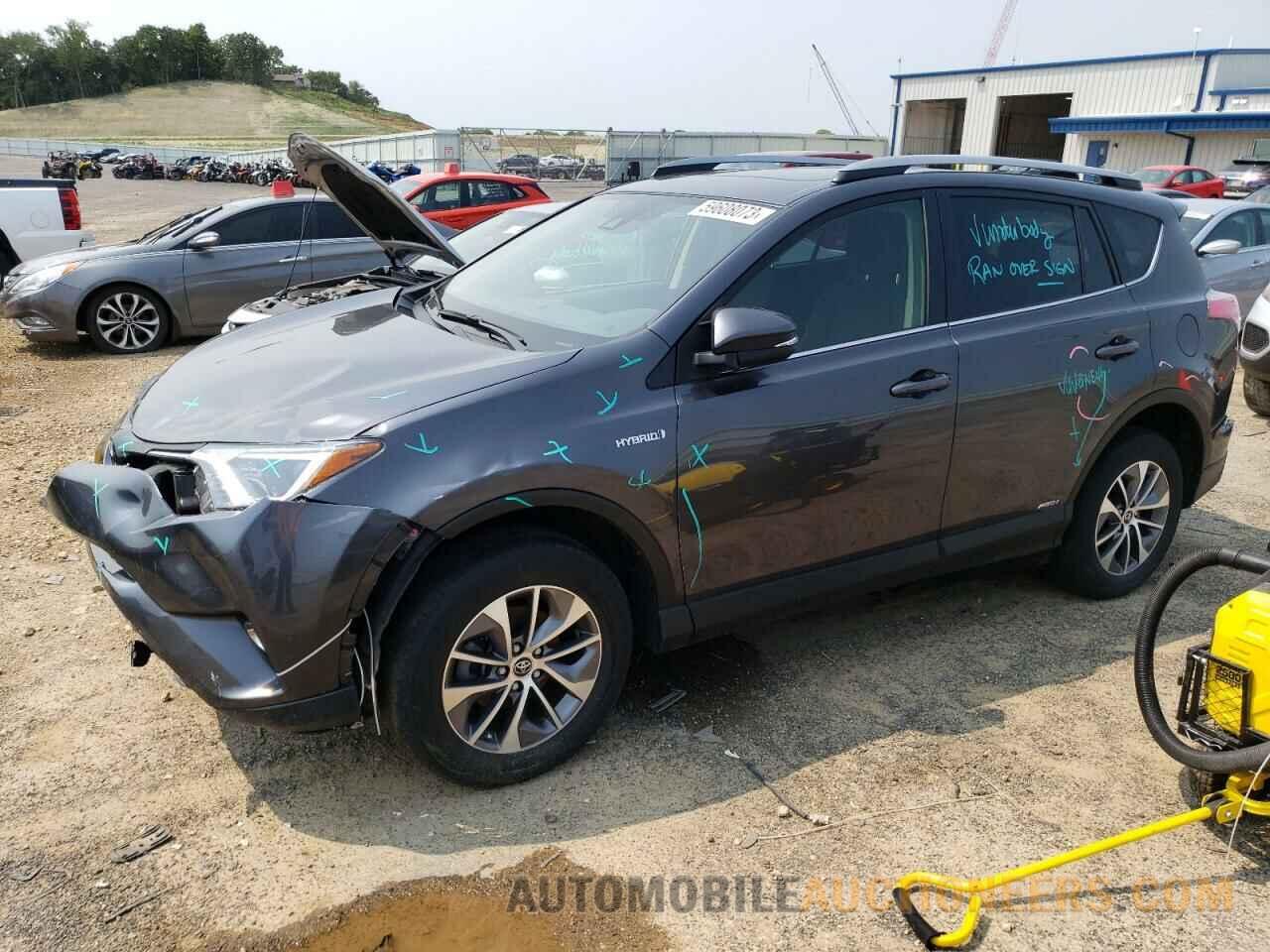 JTMRJREV1JD236132 TOYOTA RAV4 2018