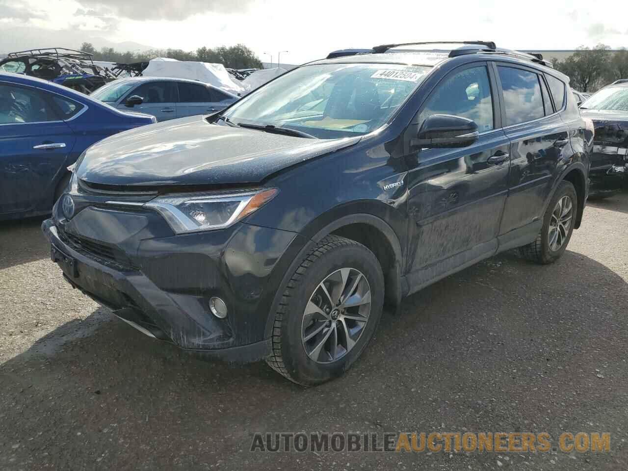 JTMRJREV2HD094805 TOYOTA RAV4 2017