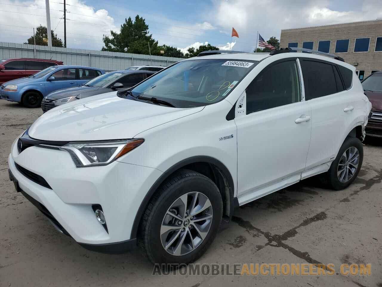 JTMRJREV2HD115135 TOYOTA RAV4 2017