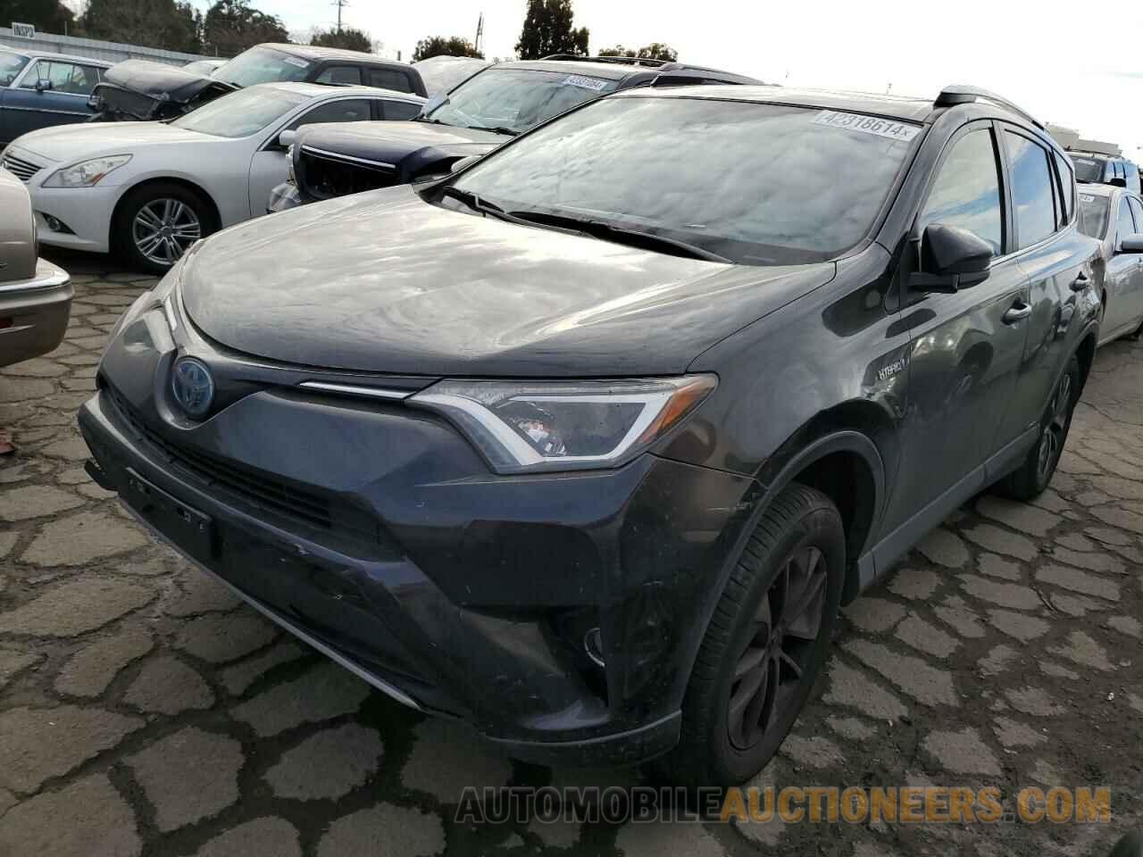 JTMRJREV2JD161988 TOYOTA RAV4 2018