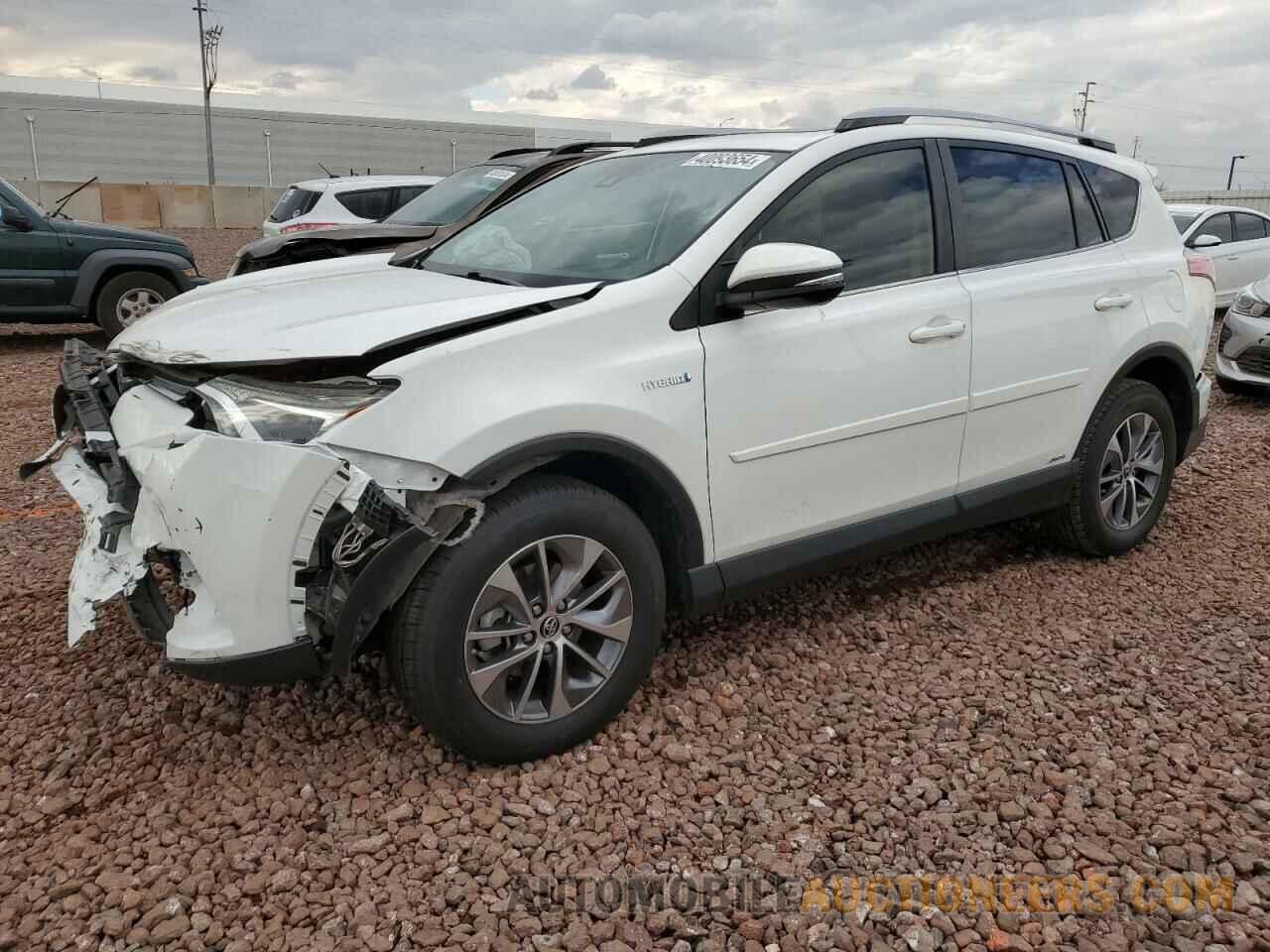 JTMRJREV3HD098538 TOYOTA RAV4 2017