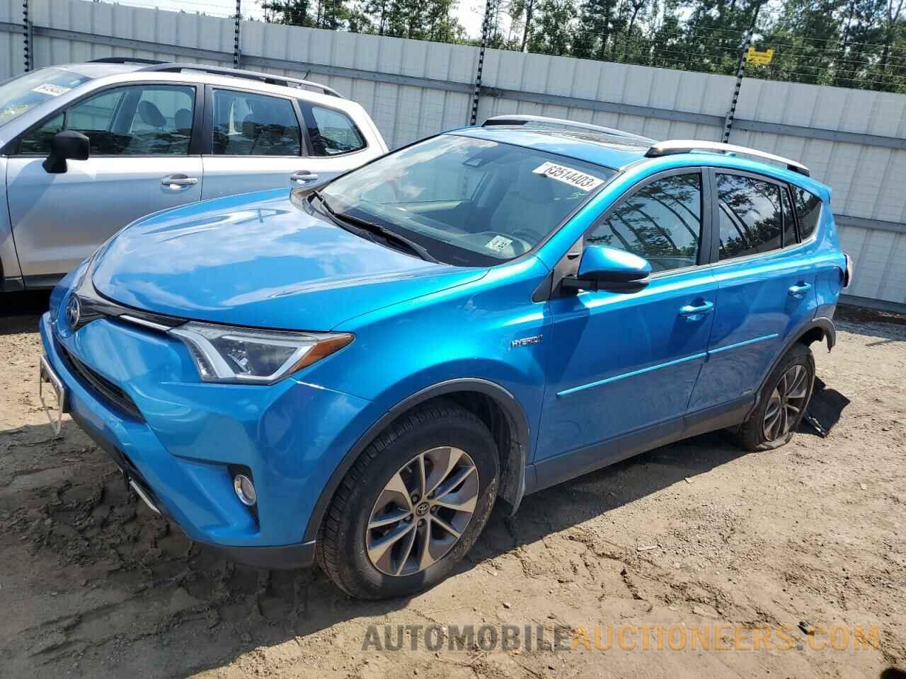 JTMRJREV3HD104435 TOYOTA RAV4 2017