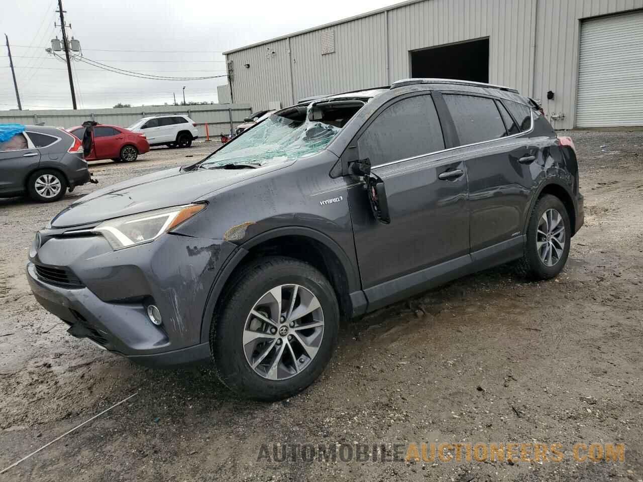 JTMRJREV3HD114723 TOYOTA RAV4 2017