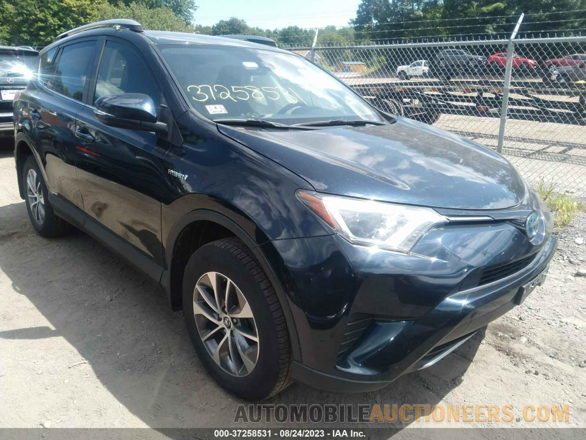 JTMRJREV3JD172031 TOYOTA RAV4 2018