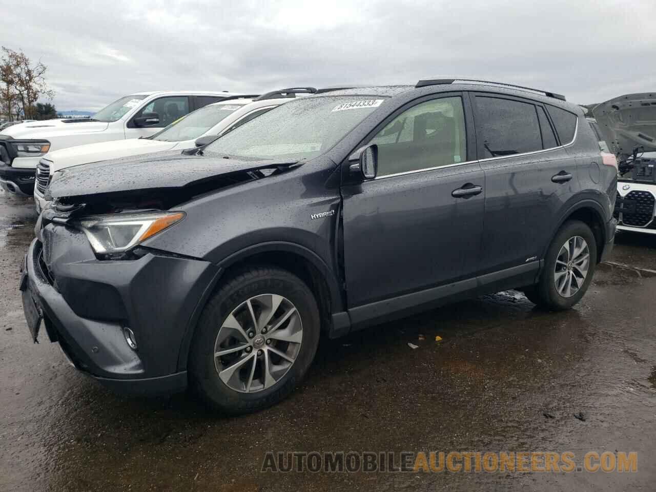 JTMRJREV4HD104640 TOYOTA RAV4 2017