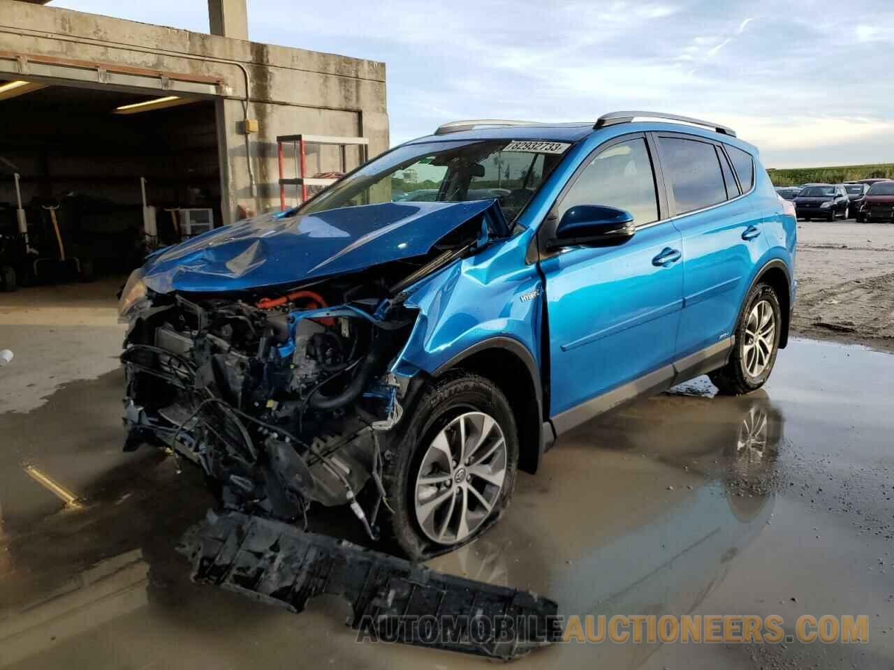 JTMRJREV5HD070532 TOYOTA RAV4 2017