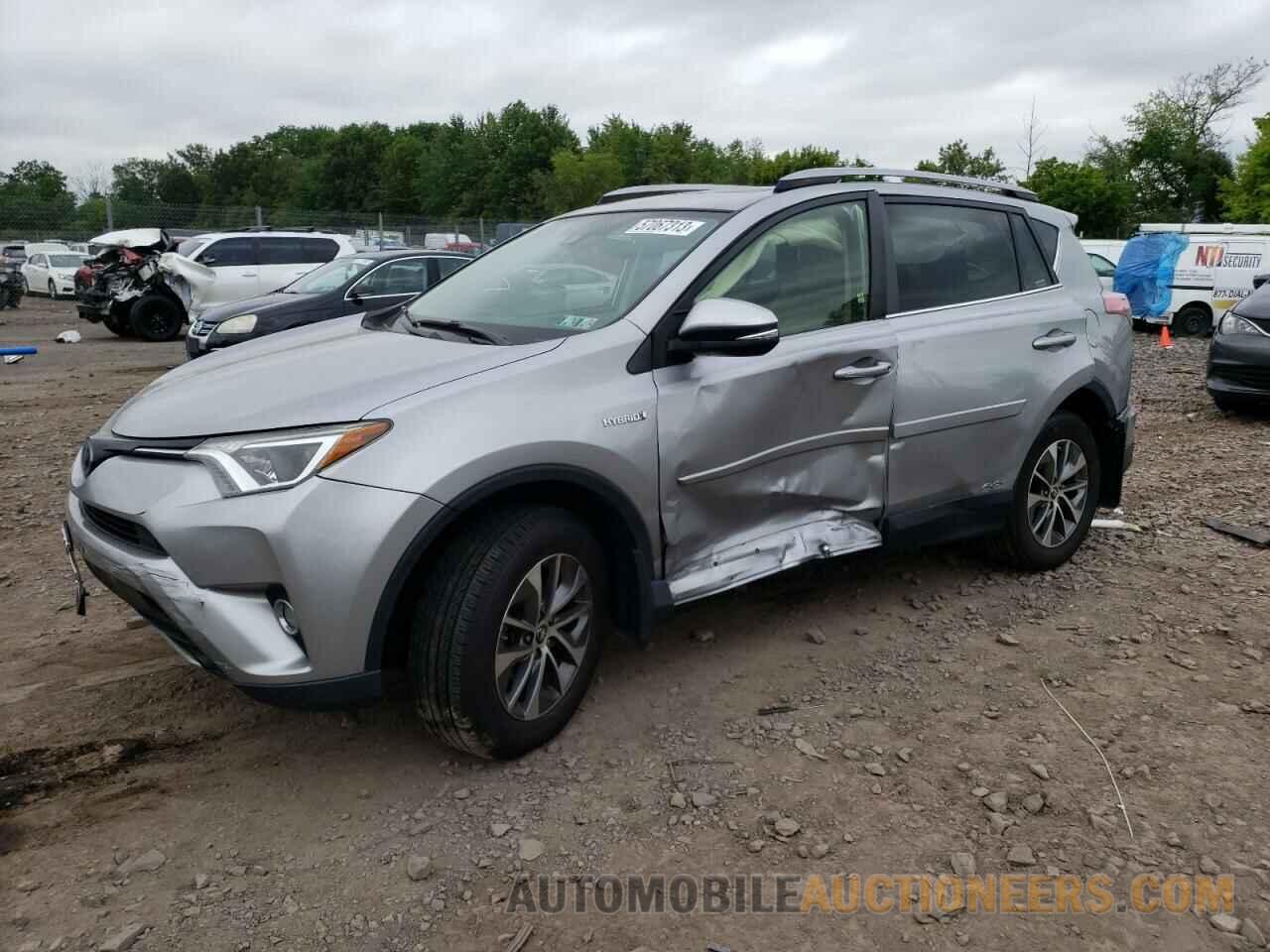 JTMRJREV5HD080610 TOYOTA RAV4 2017