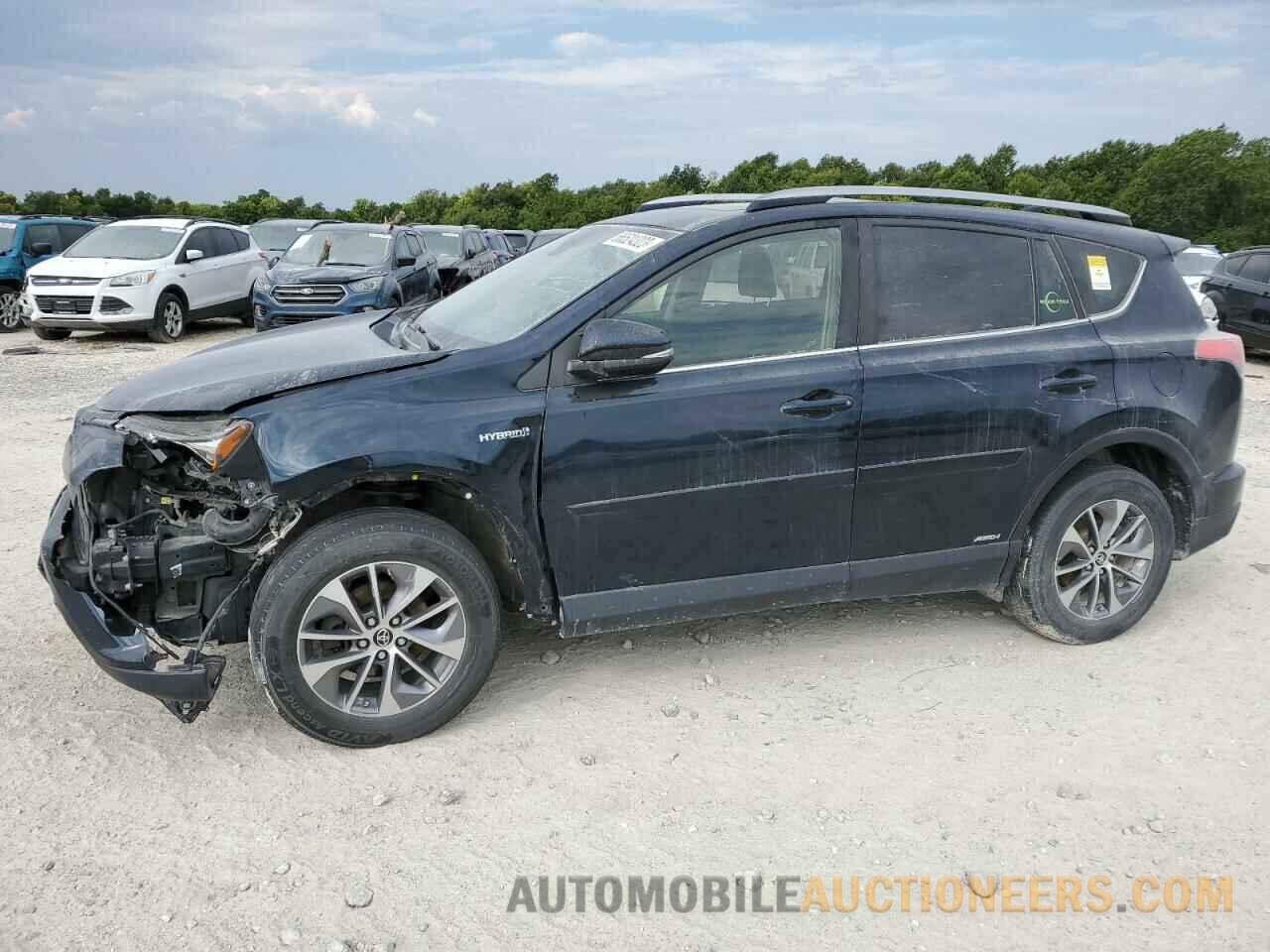 JTMRJREV5HD120796 TOYOTA RAV4 2017