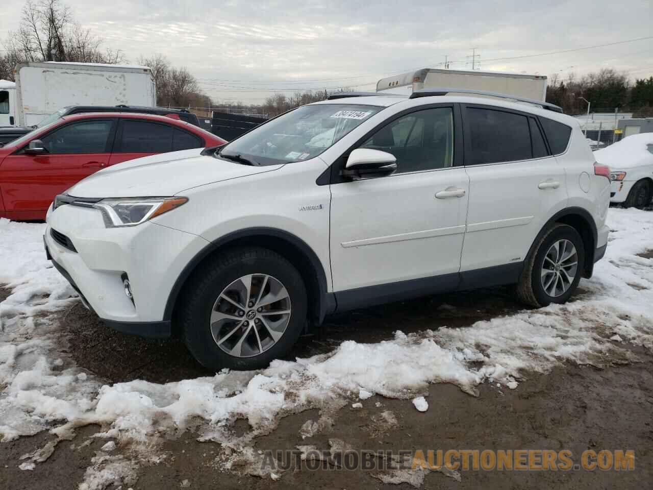 JTMRJREV5JD192135 TOYOTA RAV4 2018