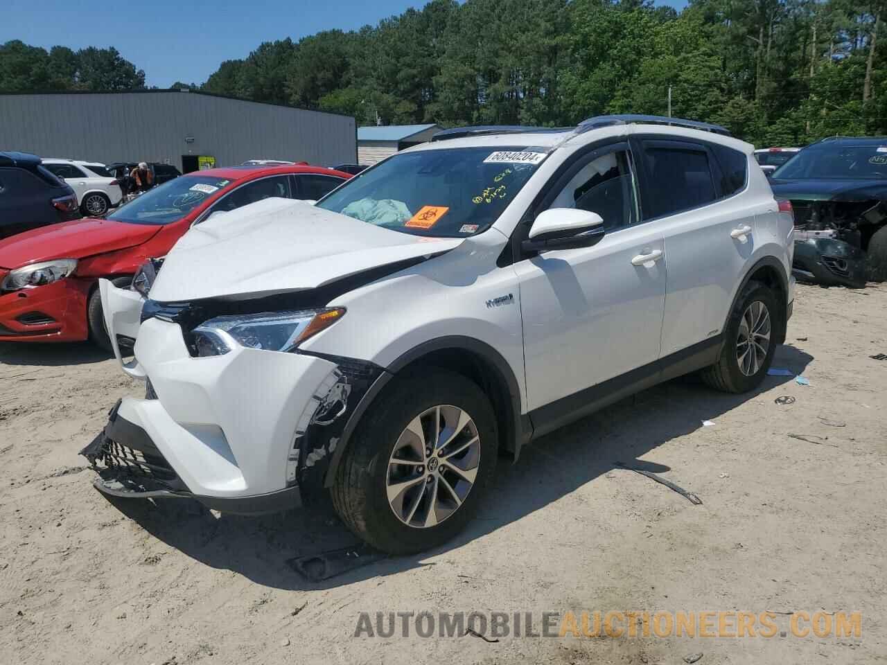 JTMRJREV6HD096475 TOYOTA RAV4 2017