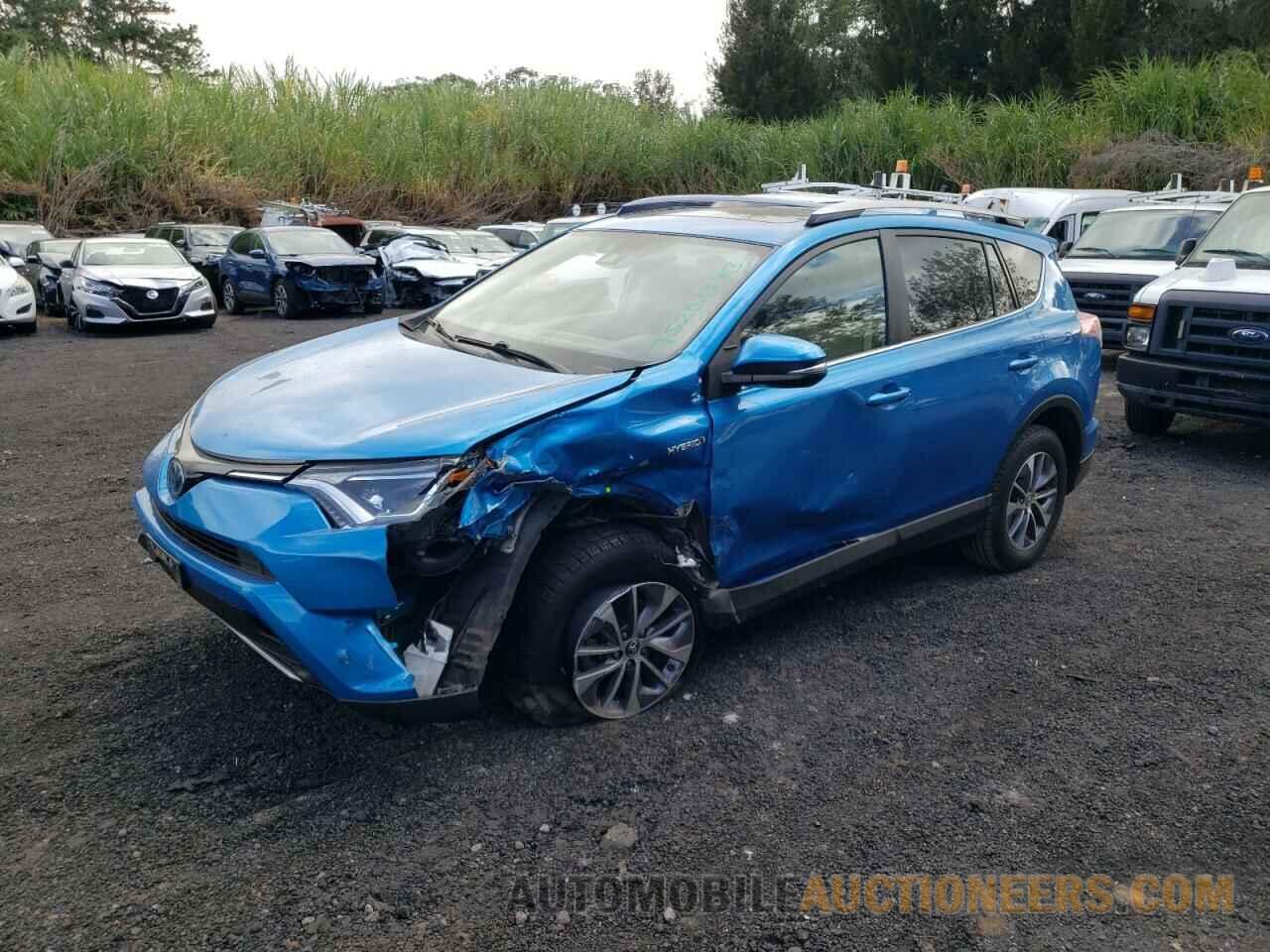 JTMRJREV6HD119706 TOYOTA RAV4 2017