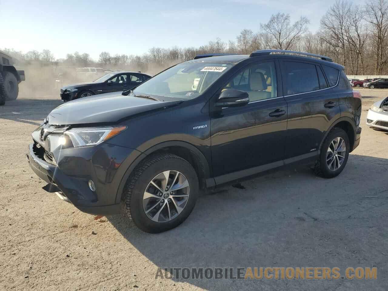 JTMRJREV6HD125098 TOYOTA RAV4 2017