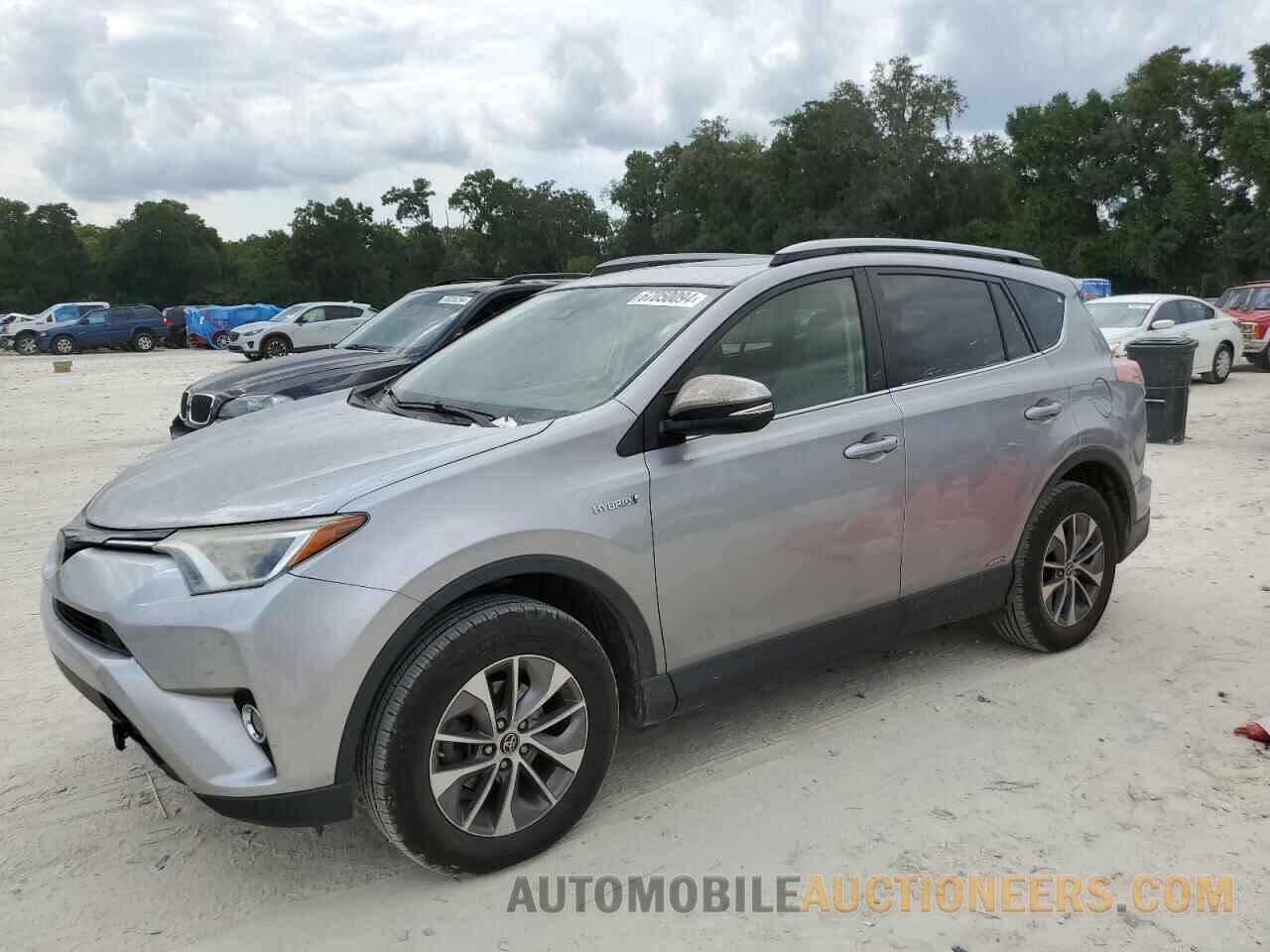 JTMRJREV6HD129104 TOYOTA RAV4 2017