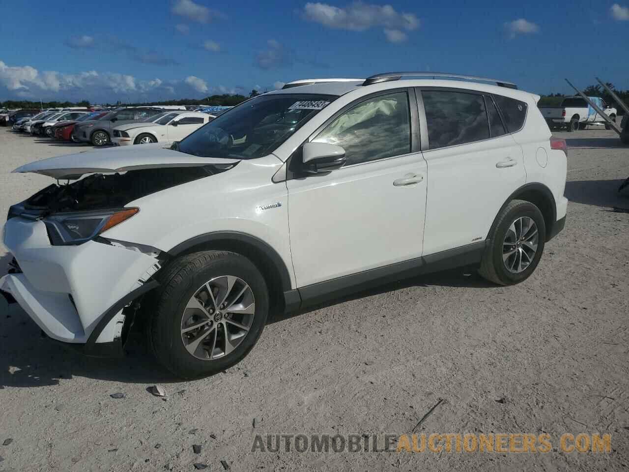 JTMRJREV6JD182620 TOYOTA RAV4 2018