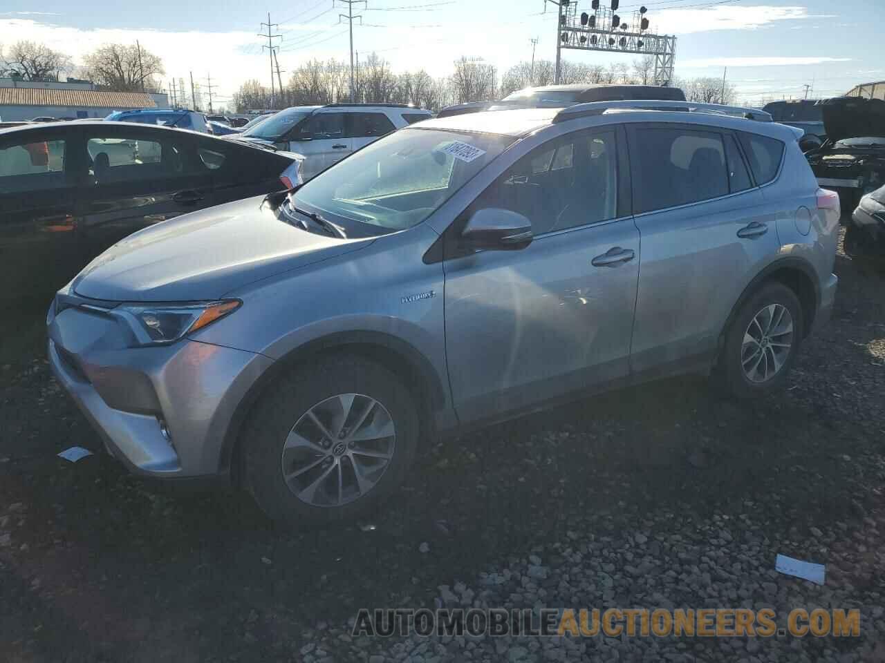 JTMRJREV7HD096954 TOYOTA RAV4 2017