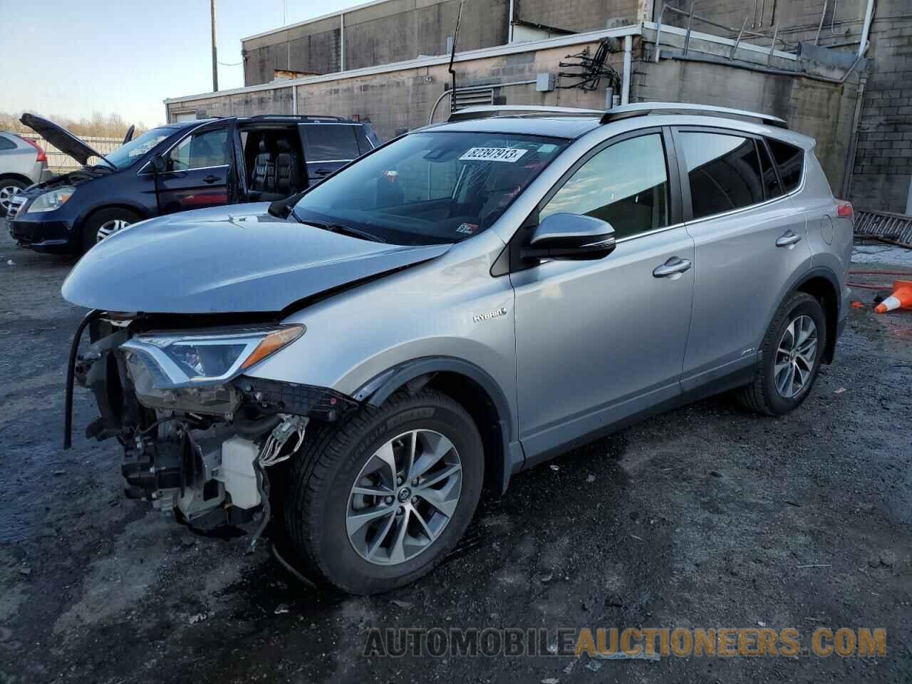 JTMRJREV7HD151158 TOYOTA RAV4 2017