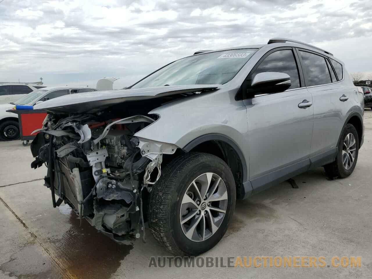 JTMRJREV7JD226981 TOYOTA RAV4 2018