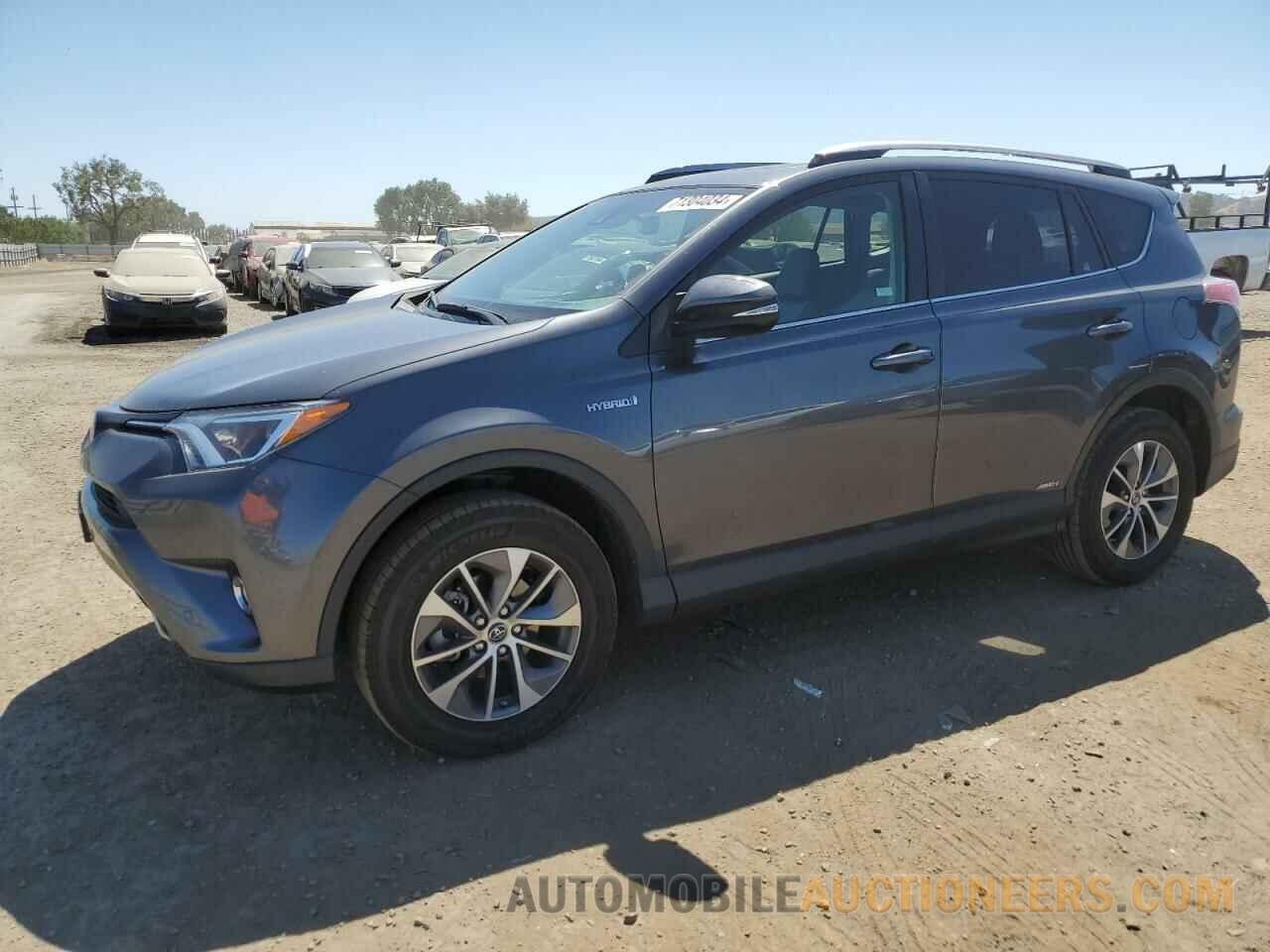 JTMRJREV8HD141674 TOYOTA RAV4 2017