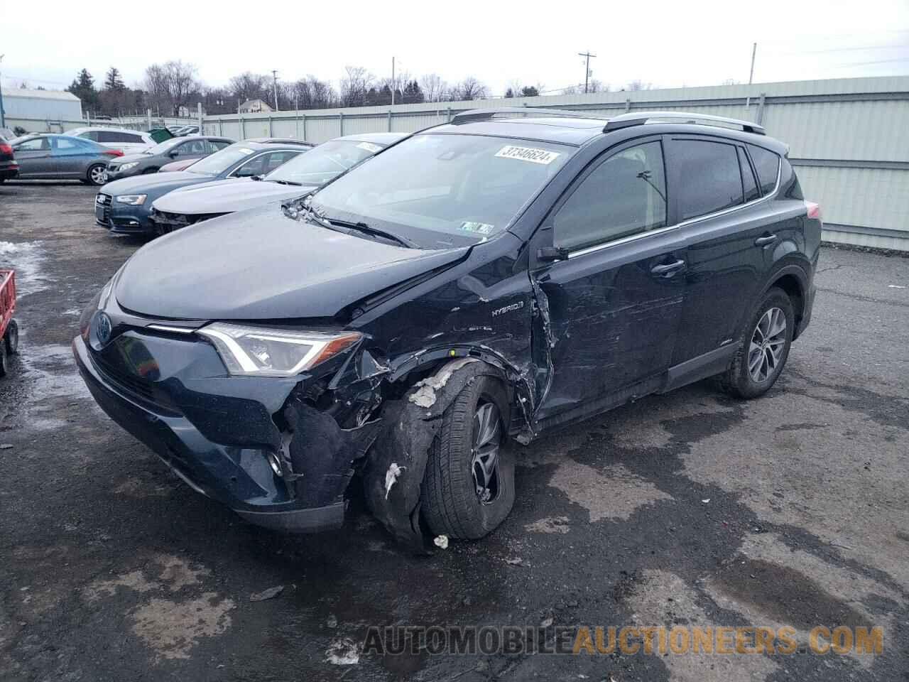 JTMRJREV8JD153880 TOYOTA RAV4 2018