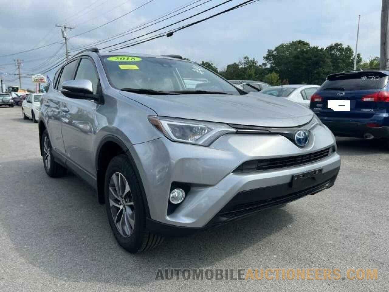 JTMRJREV8JD182683 TOYOTA RAV4 2018