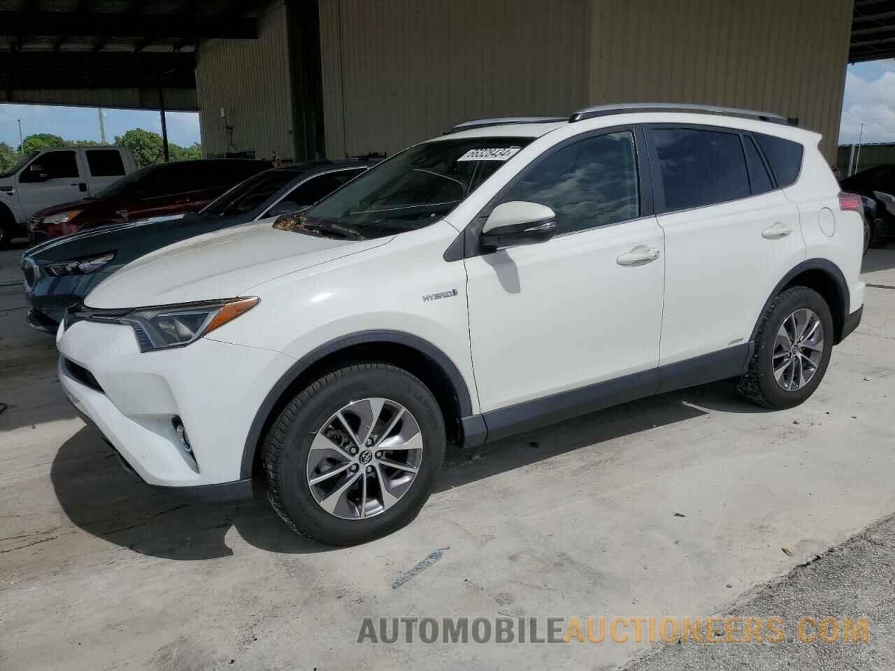 JTMRJREV8JD200163 TOYOTA RAV4 2018