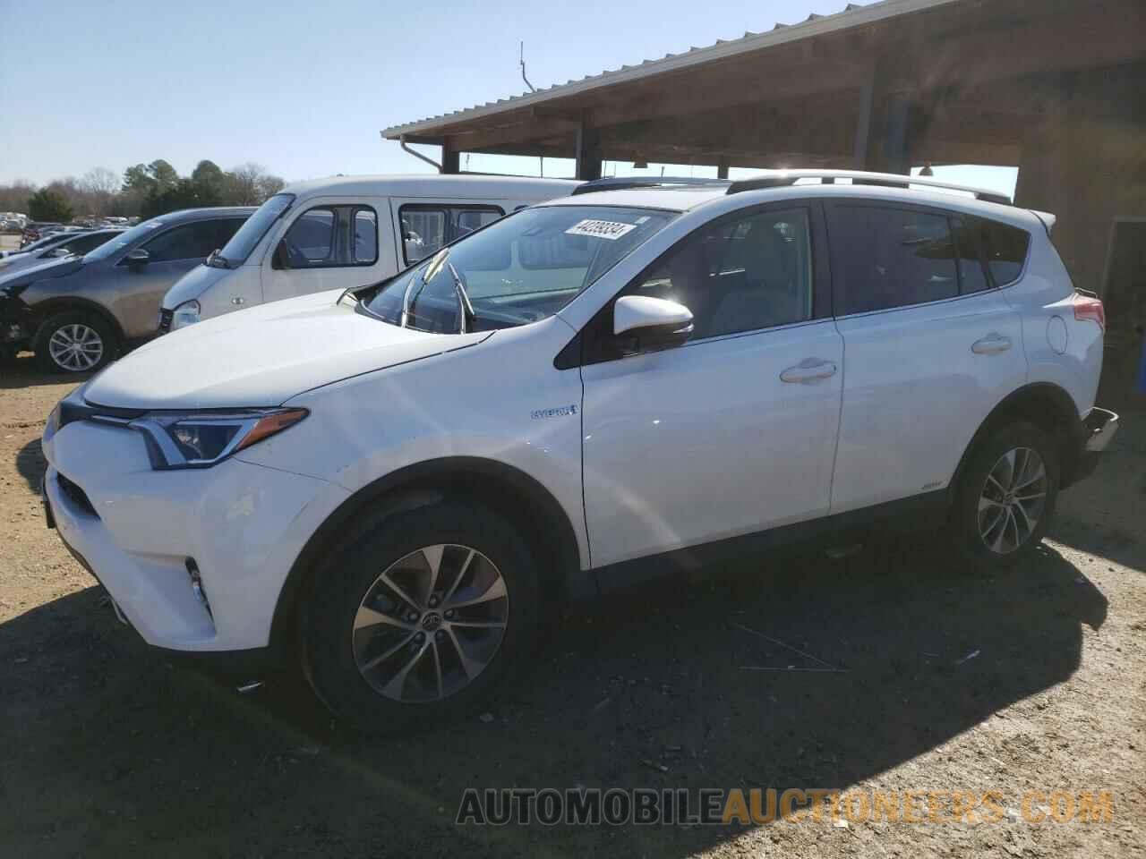 JTMRJREV8JD258483 TOYOTA RAV4 2018