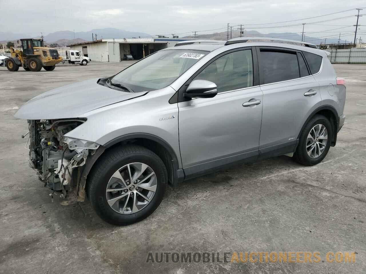 JTMRJREV9HD087818 TOYOTA RAV4 2017