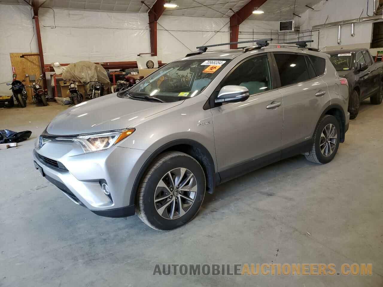 JTMRJREV9HD107176 TOYOTA RAV4 2017