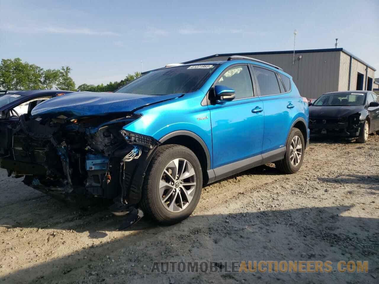 JTMRJREVXHD082000 TOYOTA RAV4 2017