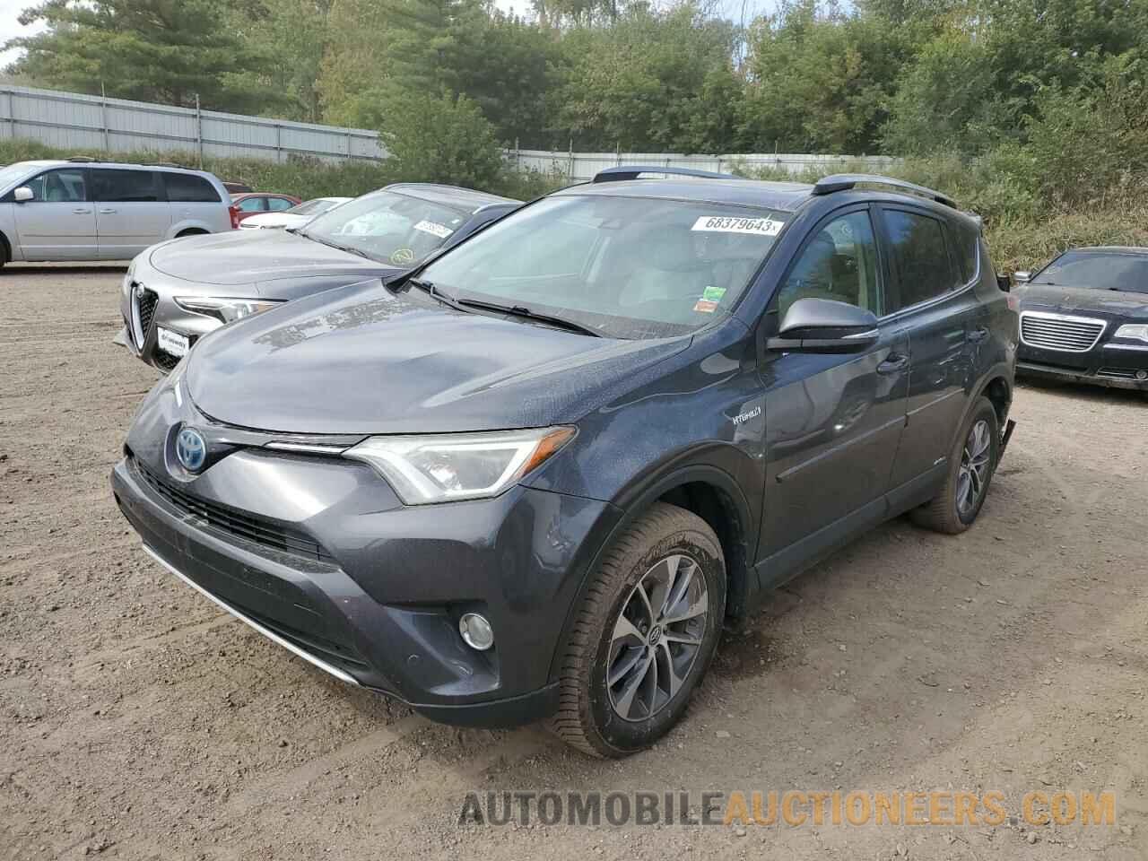 JTMRJREVXHD095961 TOYOTA RAV4 2017