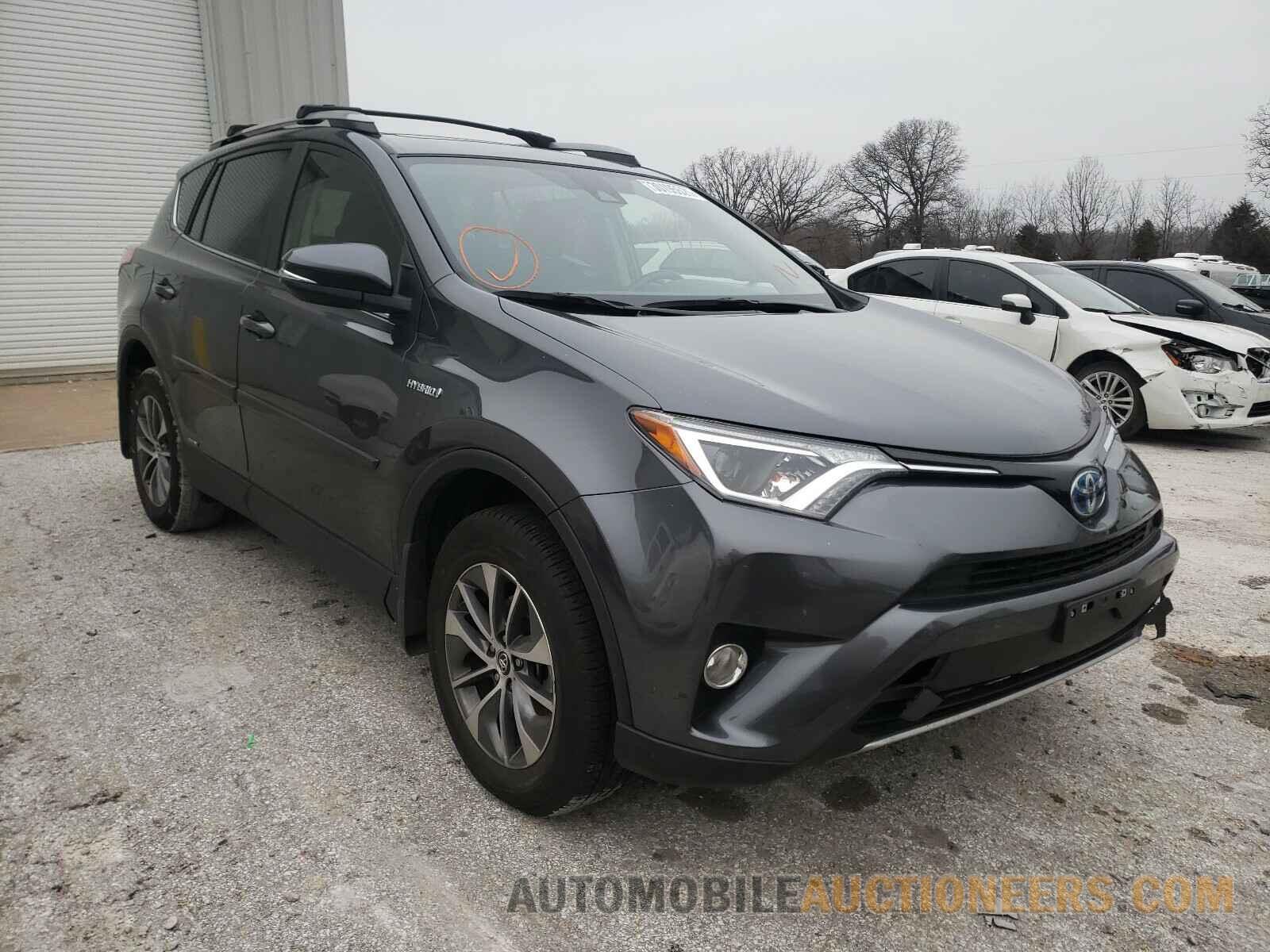 JTMRJREVXHD124455 TOYOTA RAV4 2017