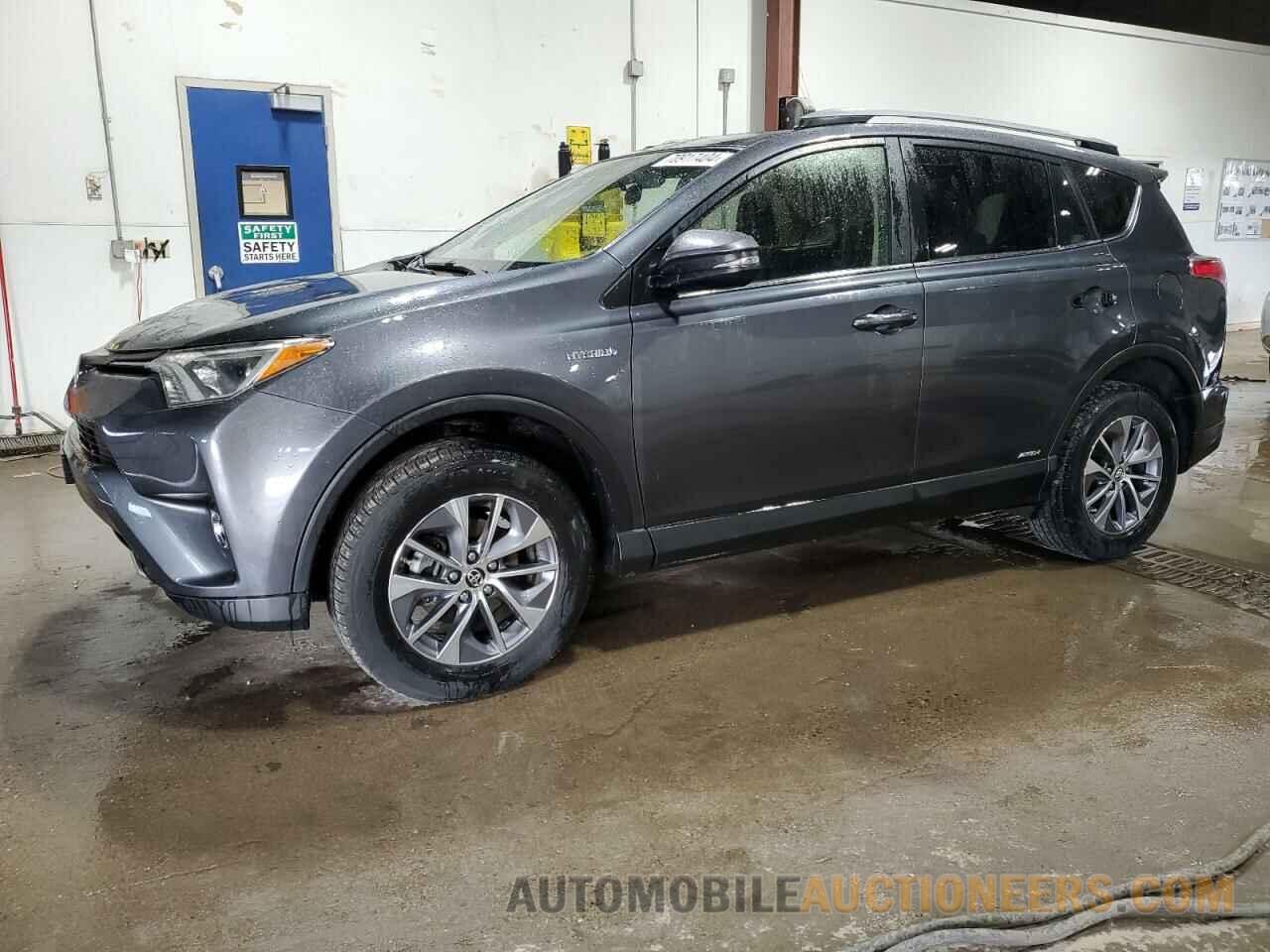 JTMRJREVXHD129283 TOYOTA RAV4 2017