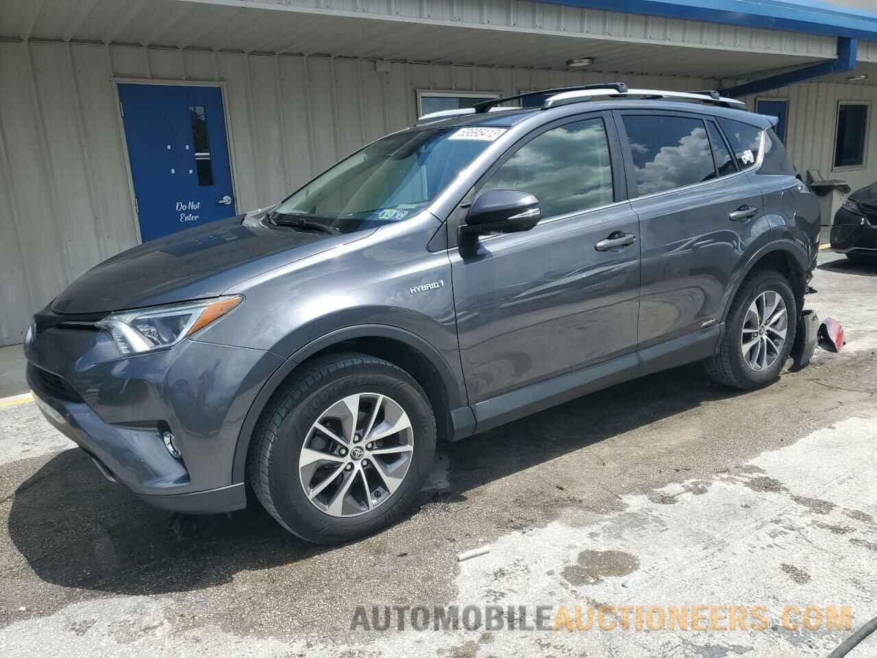 JTMRJREVXHD143393 TOYOTA RAV4 2017