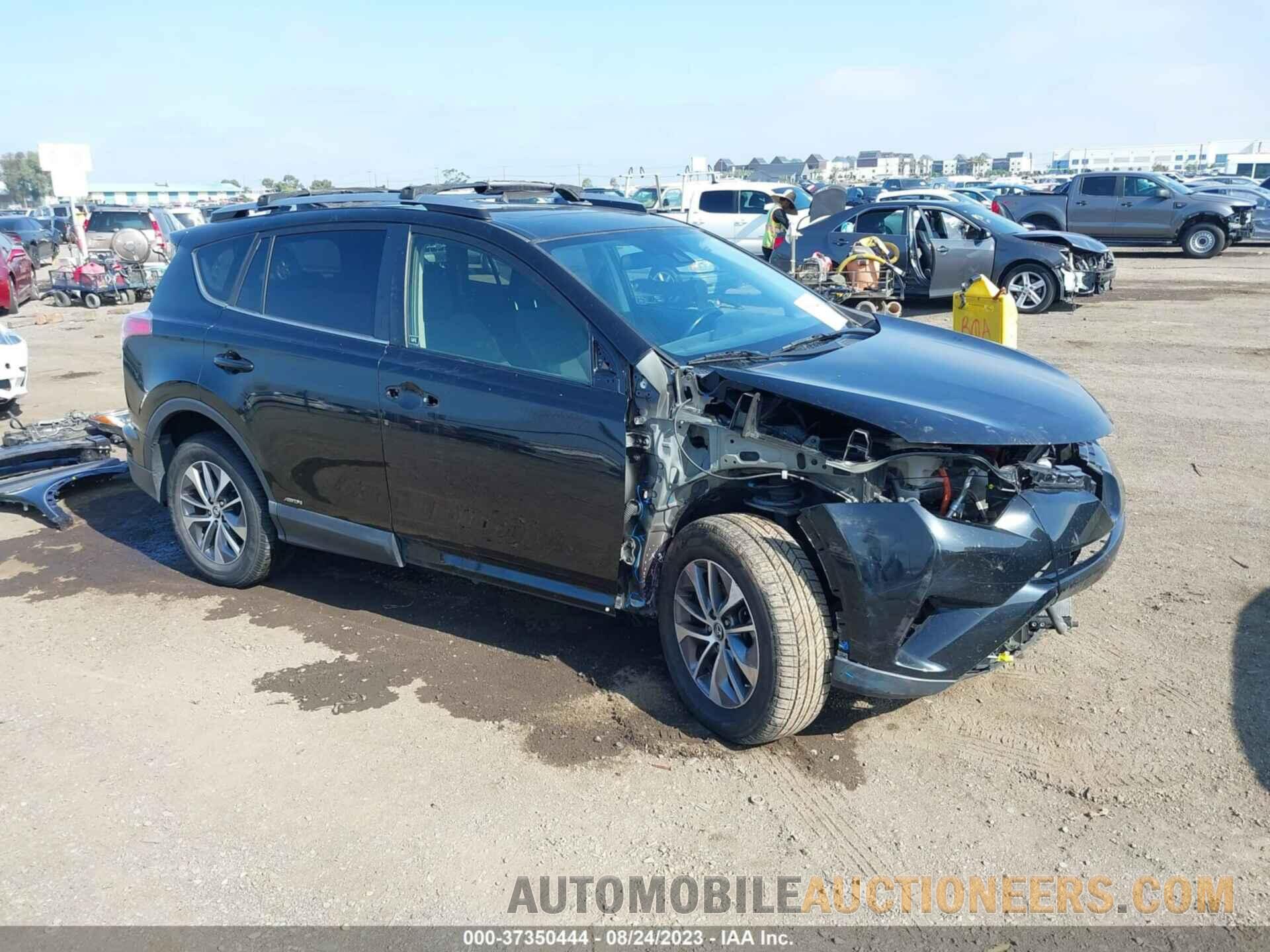 JTMRJREVXJD154903 TOYOTA RAV4 2018