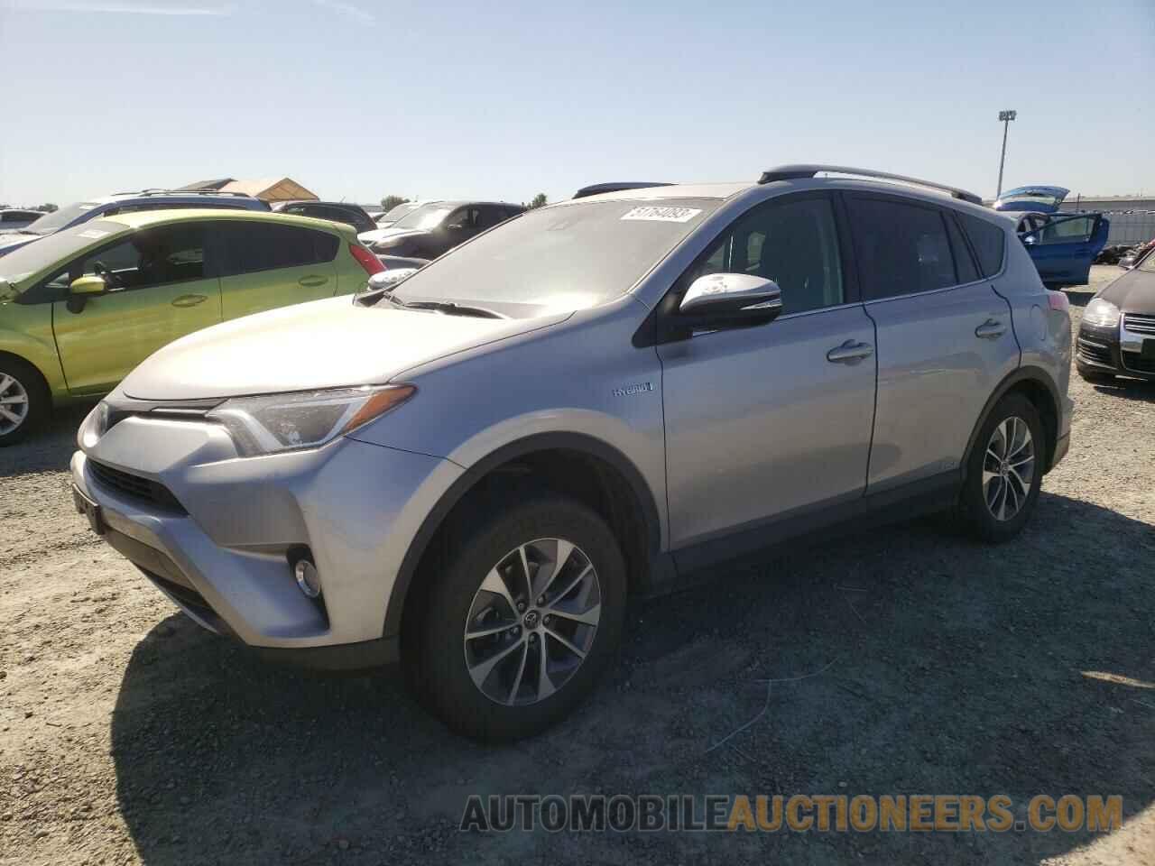 JTMRJREVXJD237828 TOYOTA RAV4 2018